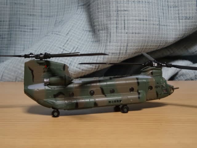 F-toys 日本の輸送機コレクション CH-47J 陸上自衛隊 - 叛逆のぺんた F-toys 日本の輸送機コレクション CH-47J 陸上自衛隊 - 叛逆のぺんた