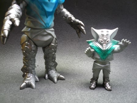 フリップ星人 - 怪しい隣人 ～ウルトラ怪獣ソフビ～
