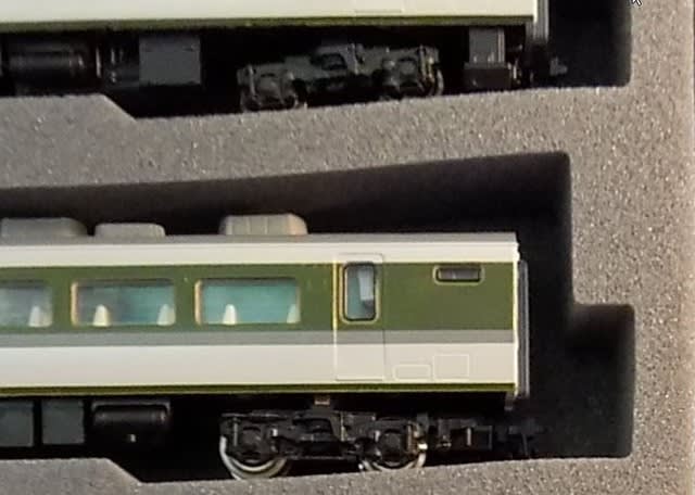 KATOのAssyパーツからZ04-8620 211系長野色 車端部床下 KATOのAssyパーツからZ04-8620 211系長野色 車端部床下