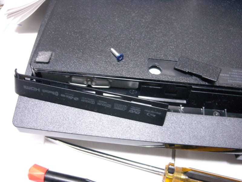 新型120GBのPS3 (CECH-2100A)のHDDを交換してみた - きたへふ(C