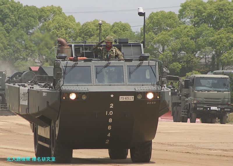 尖閣諸島防衛への一視点⑪ 理想はEFV?,現実はLAV-25,難しい防衛