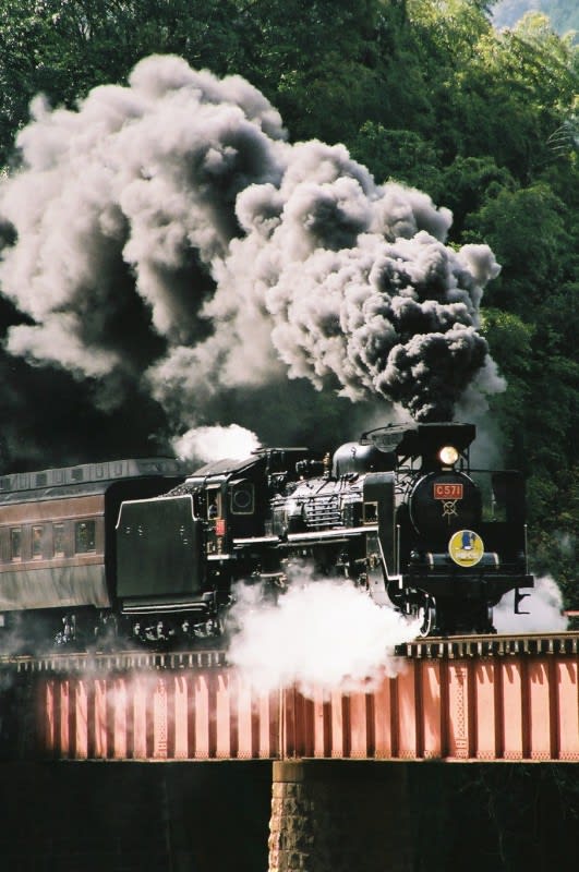 過去録~2003.11.1山口線C571「SLやまぐち号」 - 鉄道に懐かしさ 過去録~2003.11.1山口線C571「SLやまぐち号」 - 鉄道に懐かしさ
