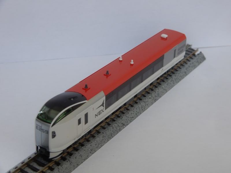 KATO E259系「成田エクスプレス」(リニューアルカラー) 入線