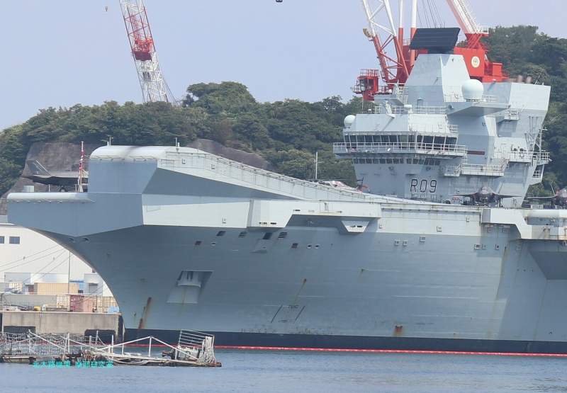 イギリス海軍Prince of Wales R09 プリンスオブウェールズ53 HMS Prince of Wales (R09) - Wikipedia