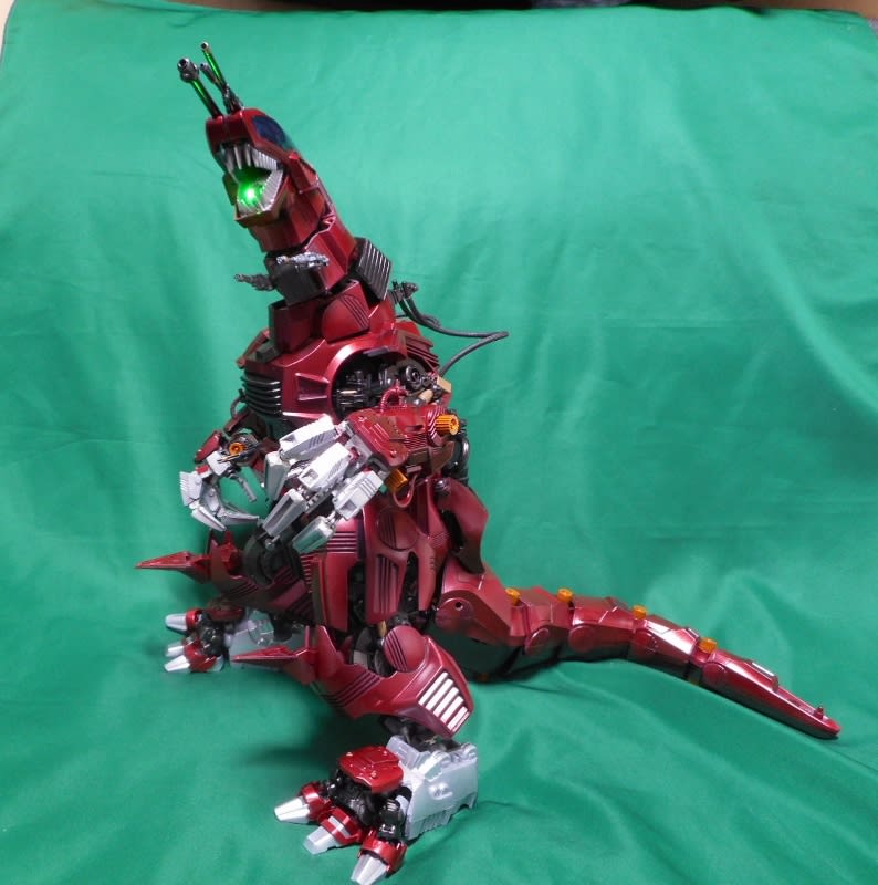 赤いデスザウラー - マッスルゾイドバス 赤いデスザウラー - マッスルゾイドバス