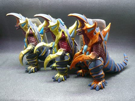 超コッヴ - 怪しい隣人 ～ウルトラ怪獣ソフビ～