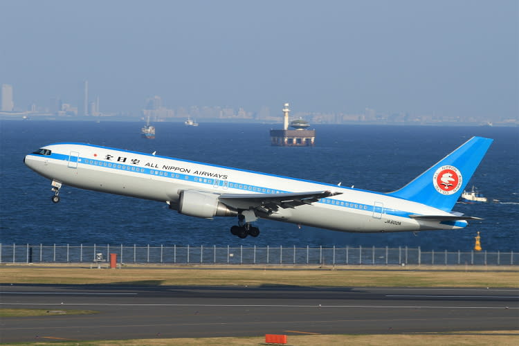 全日空 B767-300 (JA602A)〝 ANA モヒカンジェット 〟 - 写 全日空 B767-300 (JA602A)〝 ANA モヒカンジェット 〟 - 写