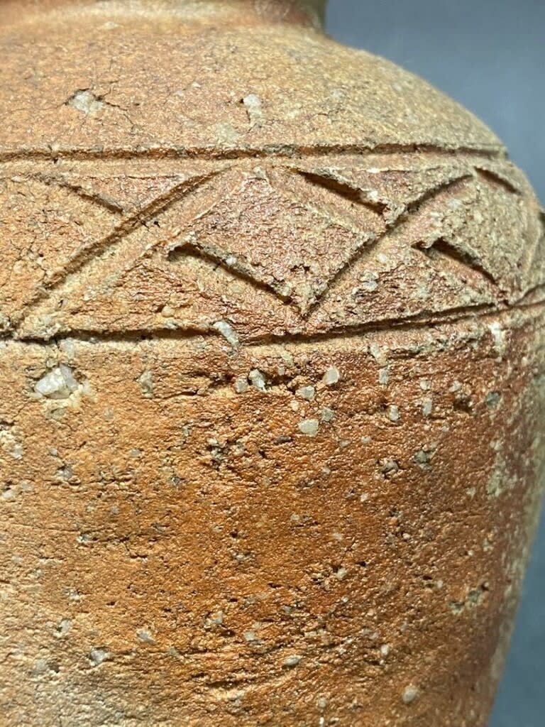 古?信楽 桧垣文壷(蹲) 時代不詳 - 夜噺骨董談義 古?信楽 桧垣文壷(蹲) 時代不詳 - 夜噺骨董談義