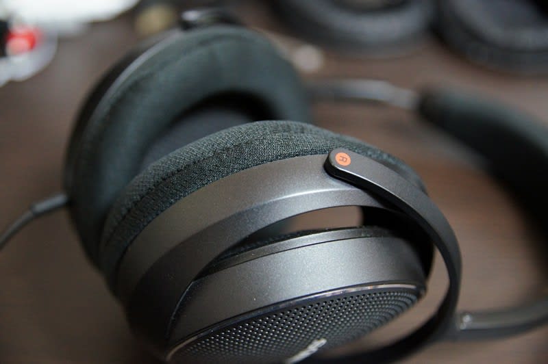ソニー フルオープンエアヘッドホンMDR-MA900レビュー - AZ ソニー フルオープンエアヘッドホンMDR-MA900レビュー - AZ
