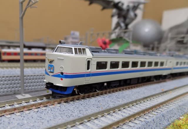 TOMIXの92629他 JR485系特急電車（スーパー雷鳥仕様