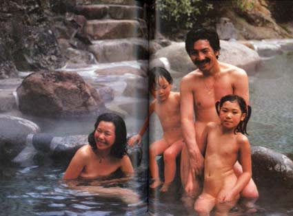 家族の日 ヌード HILLS LIFE
