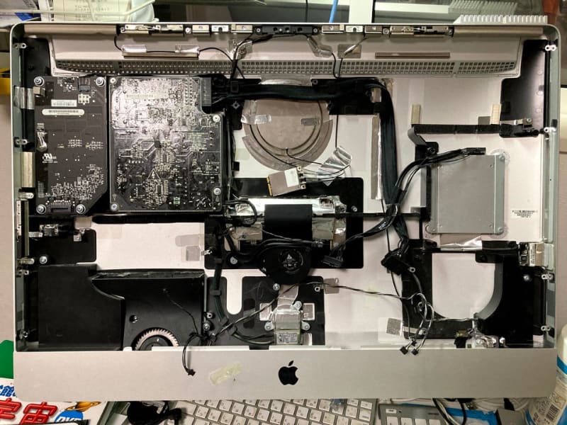 2020/10/02 iMac mid 2011 27inchが故障 修理過程の備忘録 - 猫 2020/10/02 iMac mid 2011 27inchが故障 修理過程の備忘録 - 猫