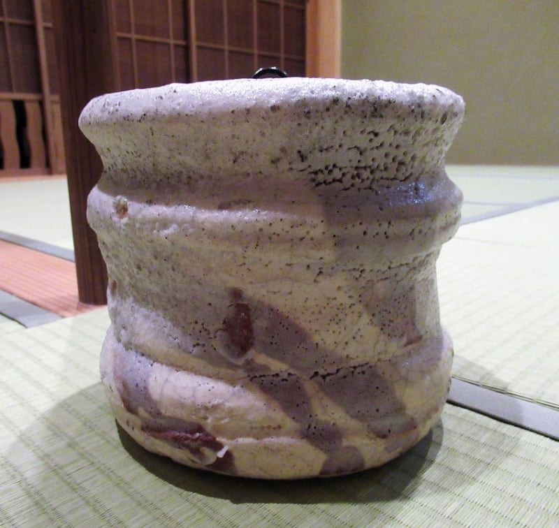 絵志野水指 - 夜噺骨董談義 絵志野水指 - 夜噺骨董談義