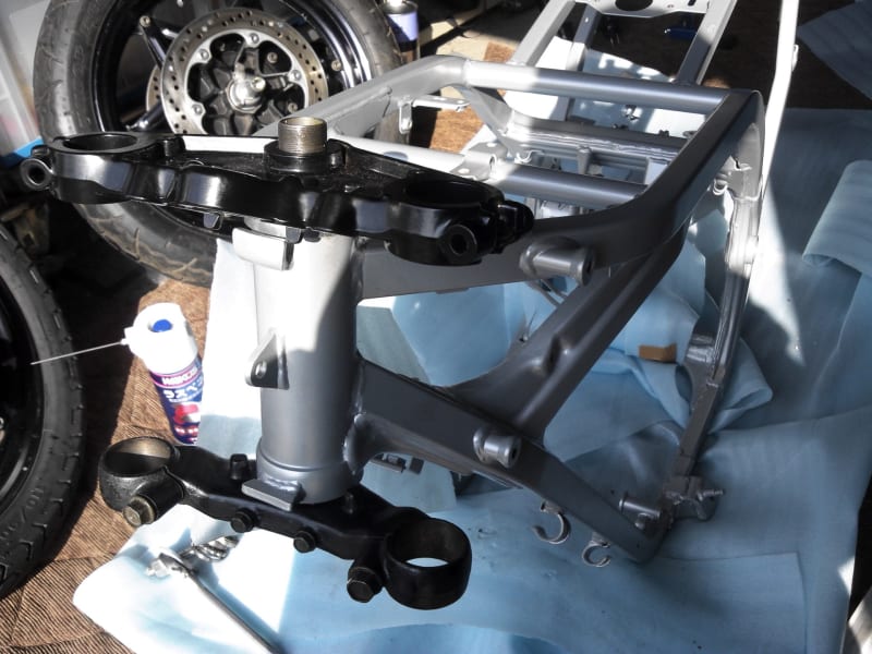 □プロアーム化されたCBR400Fに・・・ 更なるバージョンアップを