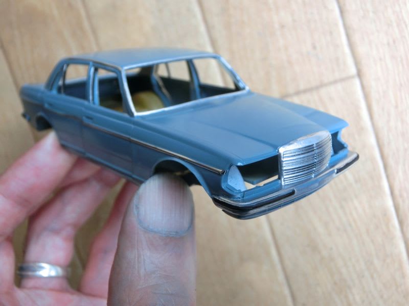 1/35ダイオパーク メルセデスベンツW123 製作開始 - sportscar