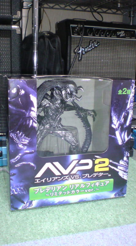 独創的 VS. エイリアンズ プレデター リアルフィギュア プレデリアン 