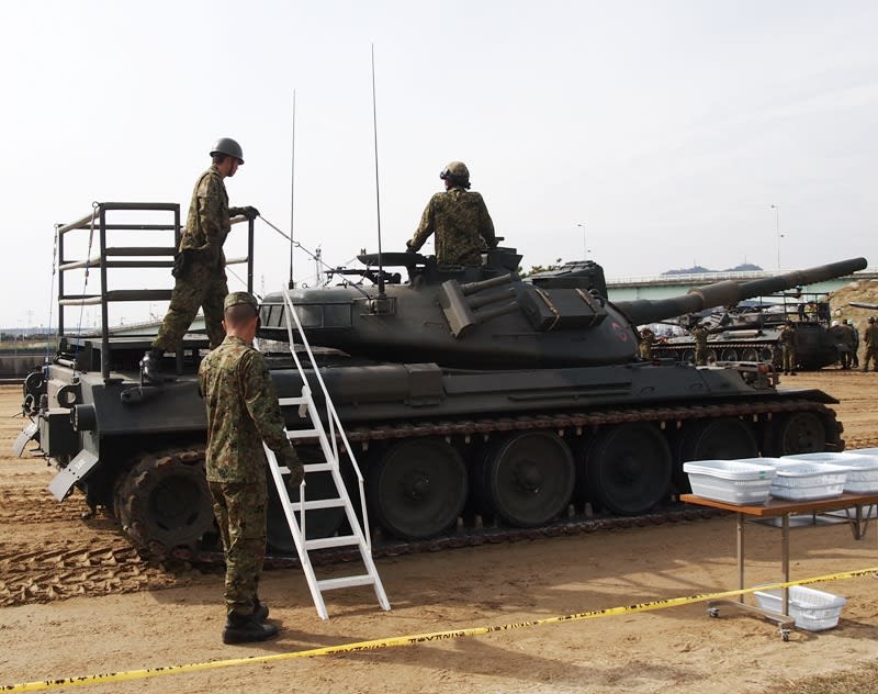 74式戦車 陸上自衛隊 - 観光列車から! 日々利用の乗り物まで 74式戦車 陸上自衛隊 - 観光列車から! 日々利用の乗り物まで
