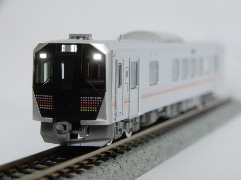 JR GV-E401・GV-E402形ディーゼルカー(秋田色)セット ｜製品情報