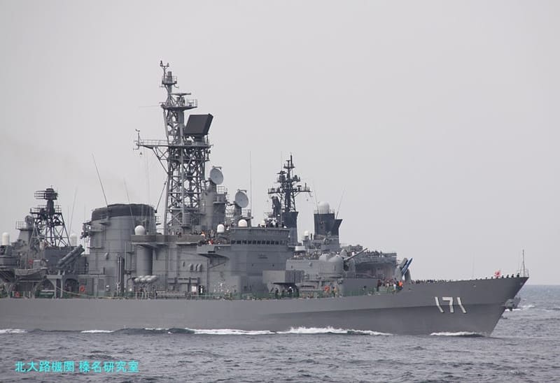 インド海軍東部方面艦隊4隻 横須賀基地を親善訪問(2012.06.05 インド海軍東部方面艦隊4隻 横須賀基地を親善訪問(2012.06.05