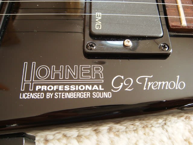 HOHNER G2 Tremolo - Guitars On Broadway HOHNER G2 Tremolo - Guitars On Broadway