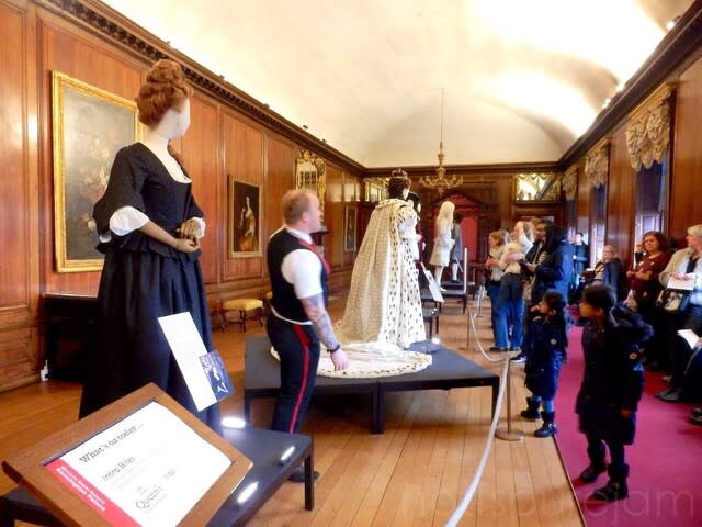 女王陛下のお気に入り」衣装展 at ケンジントン宮殿 だから、ここに来た！
