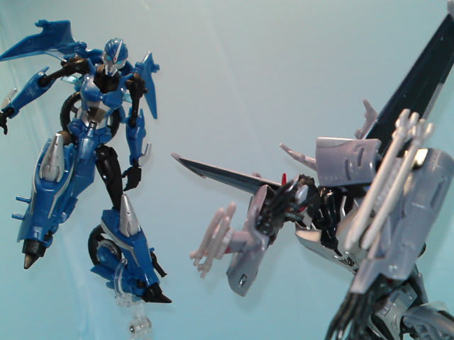 レビュー：TFプライム Robots In Disguise アーシー: 超偏見超変形