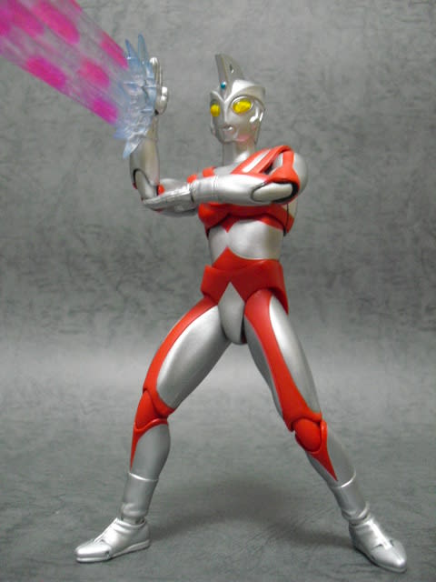 ULTRA-ACT ウルトラマンエース - ひびレビ