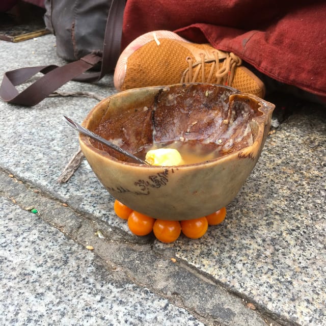 チベット密教のヨガ行者ンガッパ - 旅する骨董屋 喜八 チベット密教のヨガ行者ンガッパ - 旅する骨董屋 喜八