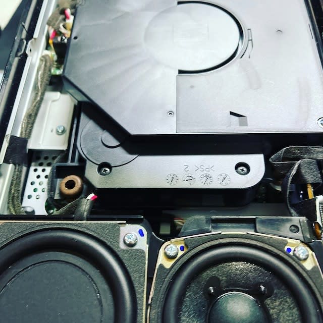 ミニコンポの修理 SONY CMT-X5CD - こわれもの注意