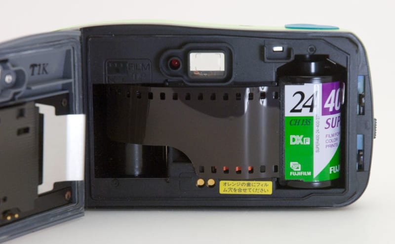 KONICA jump-AUTO (135・レンズシャッター)+防水 - ぽせいどん KONICA jump-AUTO (135・レンズシャッター)+防水 - ぽせいどん