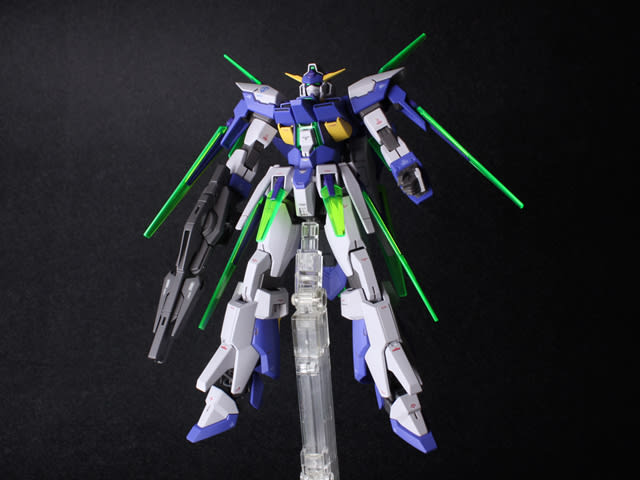 バンダイ 1/144 HG AGE ガンダム AGE-FX 完成品【塗装済み バンダイ 1/144 HG AGE ガンダム AGE-FX 完成品【塗装済み
