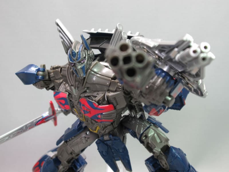 TF最後の騎士王 ボイジャークラス ダークオプティマスプライムを