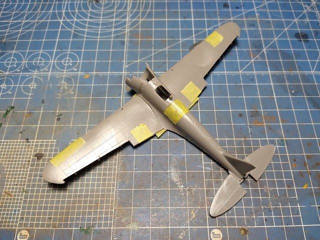 紫電 一一型」甲/乙2種を1/72スケールで再現、パイロット