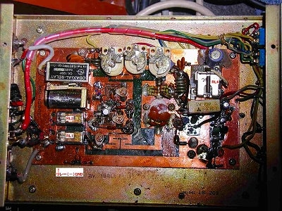 144MHz リニアアンプ TONO MR-1300Eの修理・調整。 生き返りまし