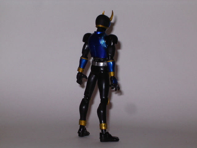 S.H.Figuarts 仮面ライダークウガ ドラゴンフォーム | 魂ウェブ