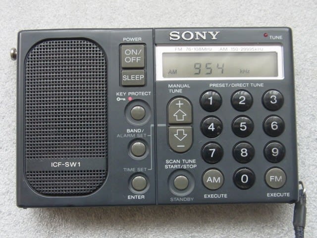 ソニー ポータブルラジオ ICF-SW1ジャンク 管理ナンバー8230スピーカー 