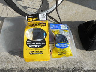 自転車　一年ほど使用　フロントタイヤ交換後半年使用　現状優先 自転車 年末のタイヤ交換 後輪を外す - Kinoの自転車日記