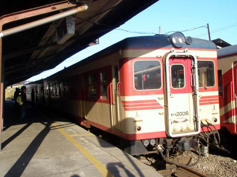 島原鉄道 キハ2000形(島鉄塗装)～この塗装にもバリエーションが