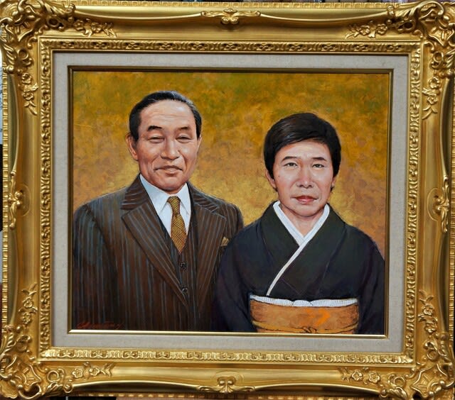 肖像画家吉田秋光のアトリエ - あなたの想いを描く吉田肖像美術
