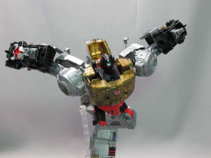 TFパワーオブザプライム ボイジャークラス グリムロックを