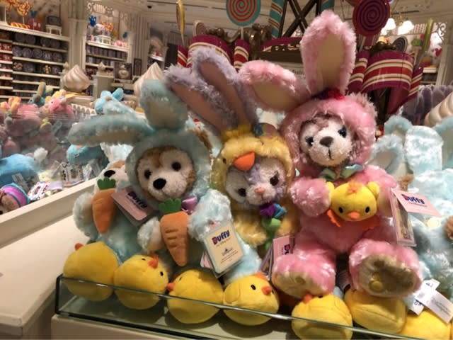 𝖶𝗁𝗂𝗍𝖾 𝖱𝖺𝖻𝖻𝗂𝗍 🐇🤍 この白うさぎカチューシャも 香港