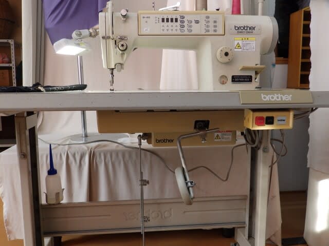 ブラザーDB2-DD7100-303 - 旅する工業用ミシン屋道中記