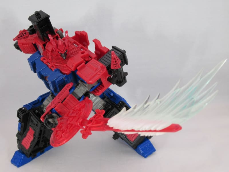 TFシャッタードグラス リーダークラス ウルトラマグナスを