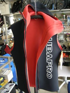 日本全国送料無料商品 特集 スキューバプロ・Sプロ・フードベスト2 ダイビングショップ - サーフィン・ボディボード
