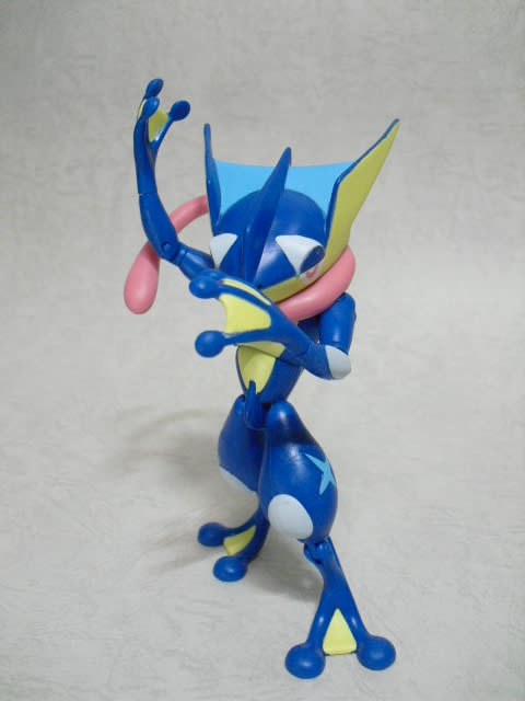バトルアクションフィギュア ゲッコウガ - ひびレビ