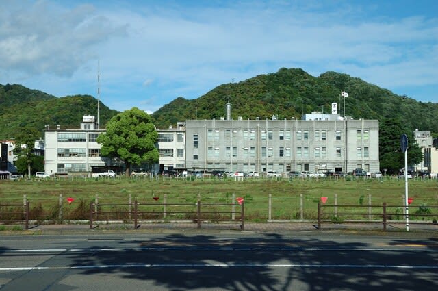 岐阜大学医学部三十年史附属病院百年史