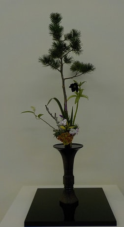 2018年4月16日 池坊春の生け花展 見学してきました - 香光の