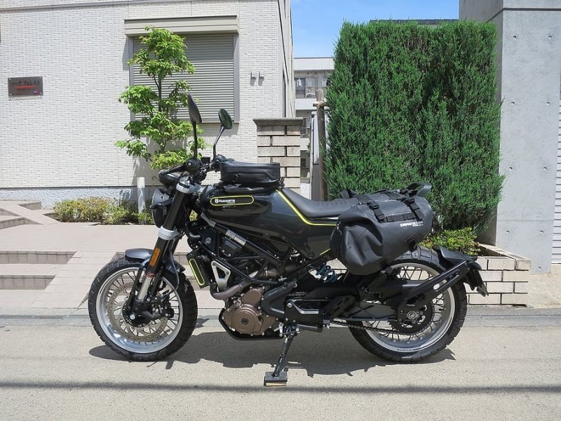 スヴァルトピレン 可愛らしく タンクバック Husqvarna スヴァルトピレン 可愛らしく タンクバック Husqvarna