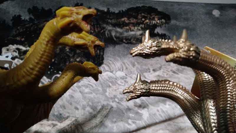 ゴジラの宿敵も！？ ムービーモンスターシリーズ キングギドラ