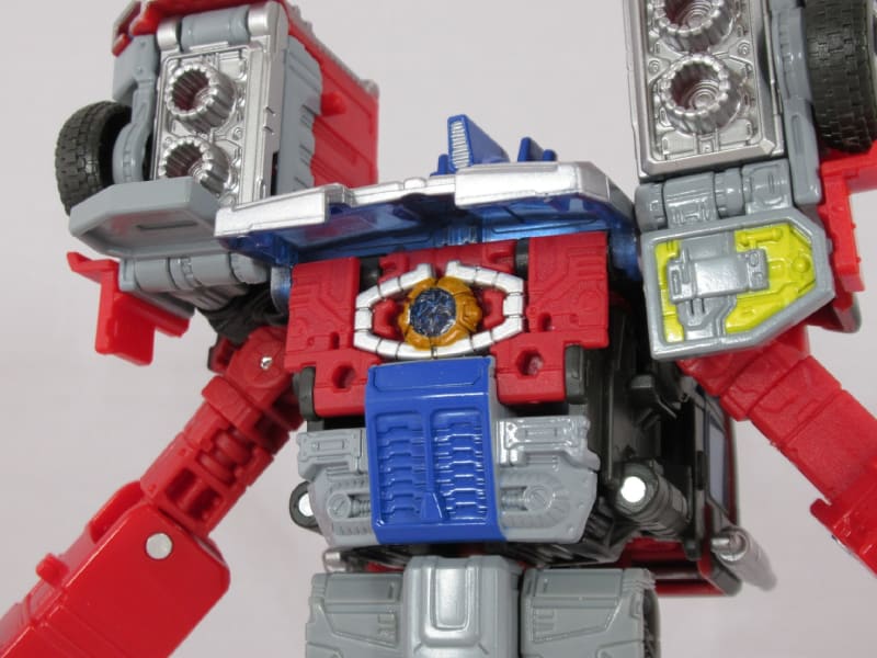 TFレガシー リーダークラス レーザーオプティマスプライムを
